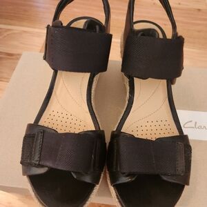 Clarks Palm Shine Black Leather Wedge Sandals, size 6 1/2, excellent condition!